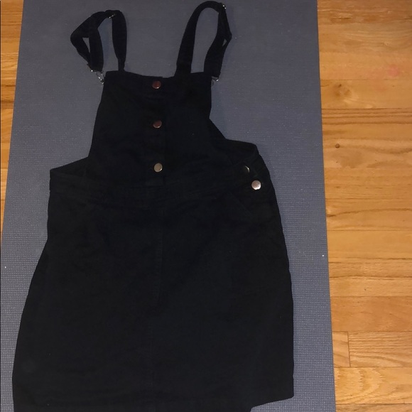H&M Dresses & Skirts - H&M black overall dress